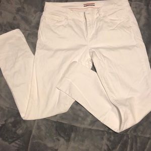 White Tommy Hilfiger Jeans